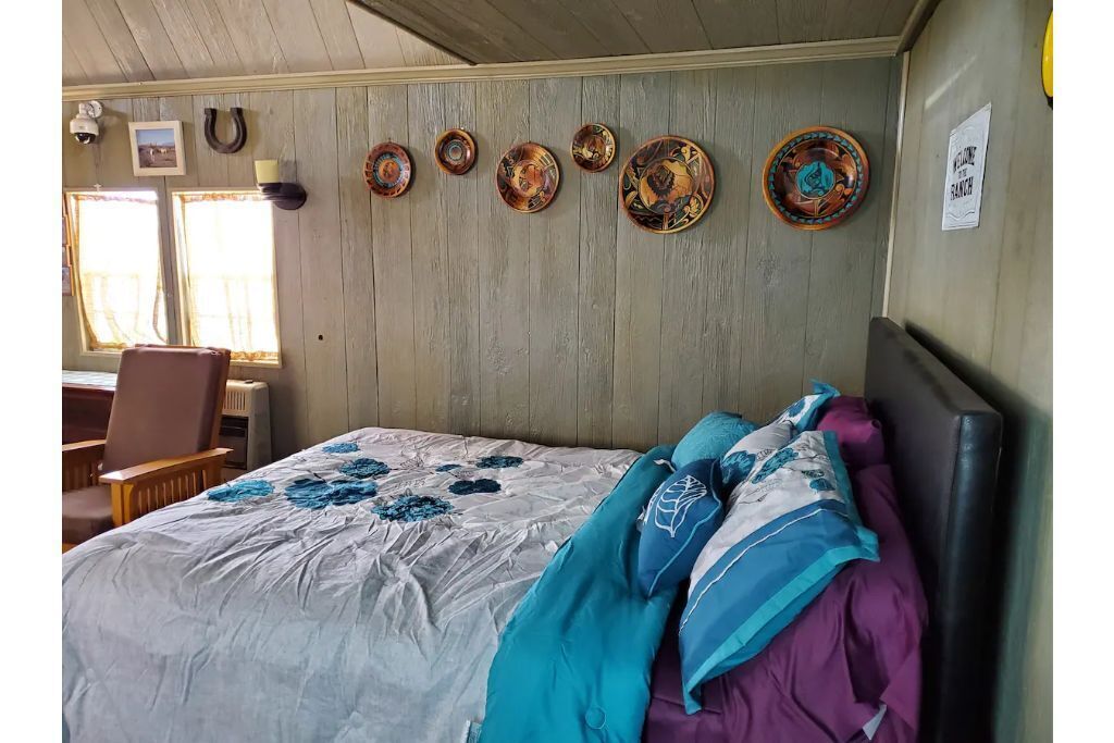 Cozy Cabin w/ Spectacular Sunsets & Amazing Views