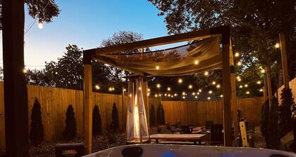 6BR Retreat w/Game Room Epic Yard Hot Tub Fire Pit