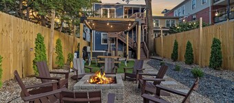 6BR Retreat w/Game Room Epic Yard Hot Tub Fire Pit