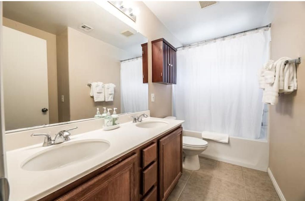 Cozy 2bdrm house near M Resort