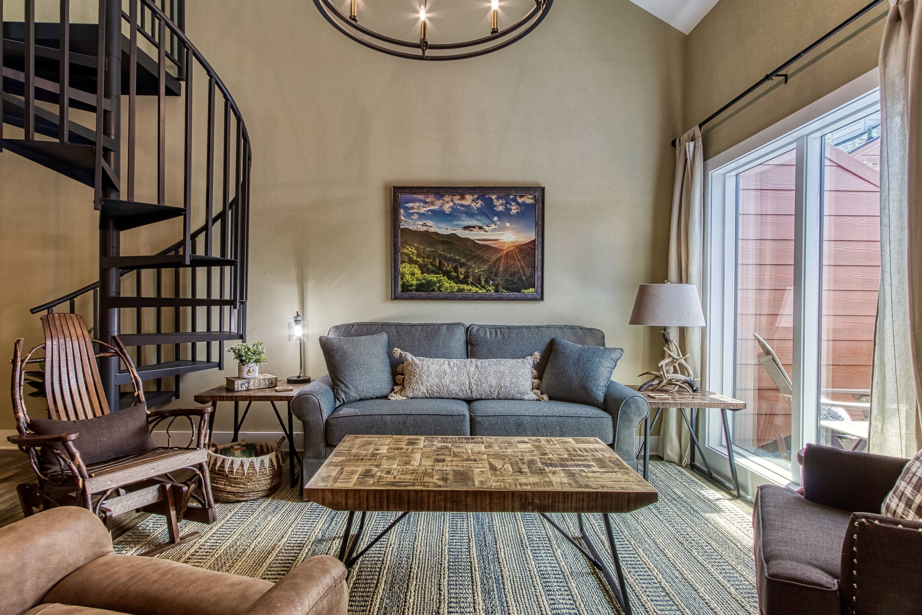 Newly Constructed 3/3 Condo Downtown Gatlinburg