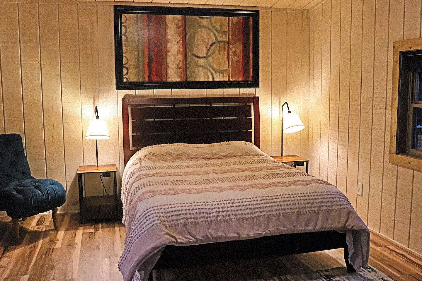 Overlook National Forest, Cozy cabin with hot tub and firepit.