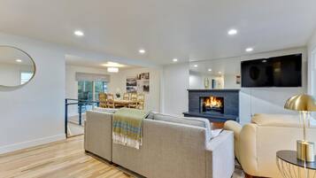 Smart TV, fireplace, video games, DVD player