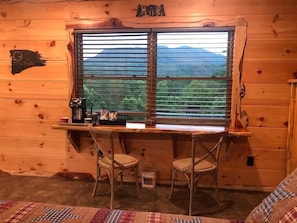 Interior - The Log Castle~Stunning Mountain Views~Hot Tub (Sevierville)