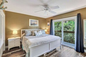 2 habitaciones, escritorio, tabla de planchar con plancha y wifi 