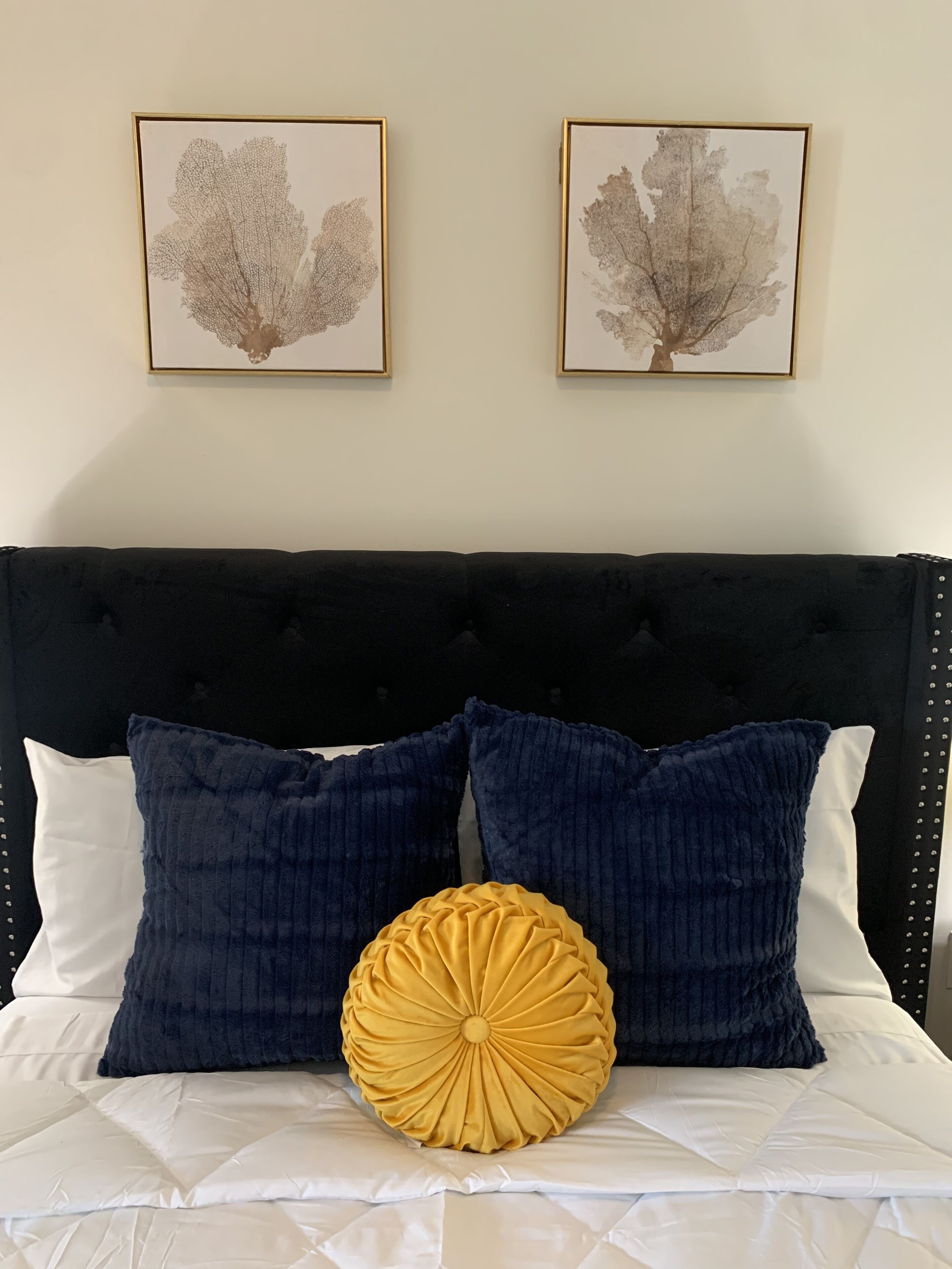 ✨Luxury Condo - Walking Distance to Optimist Hall✨