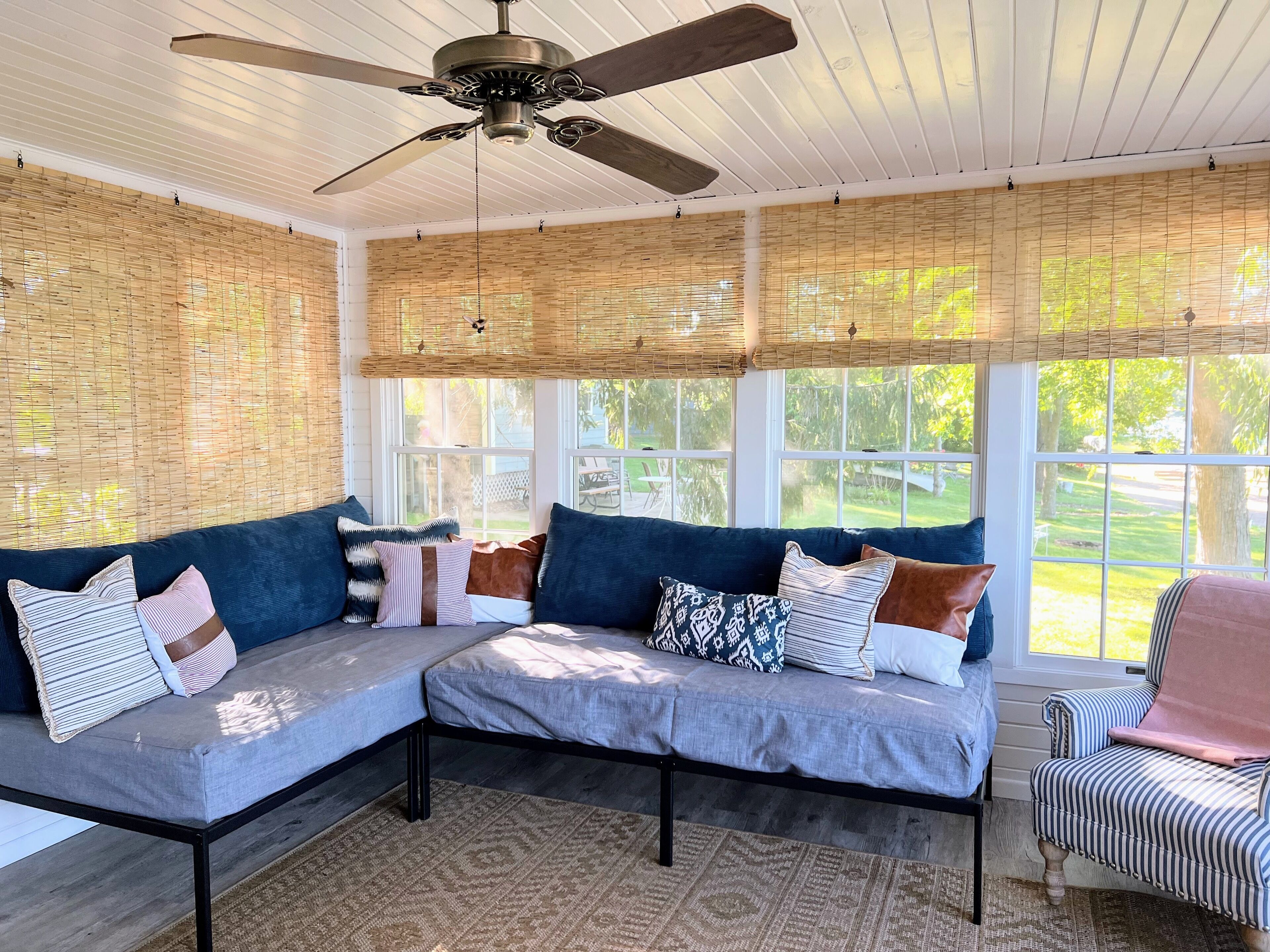 Lakefront Retreat 40 minutes from the Cities!