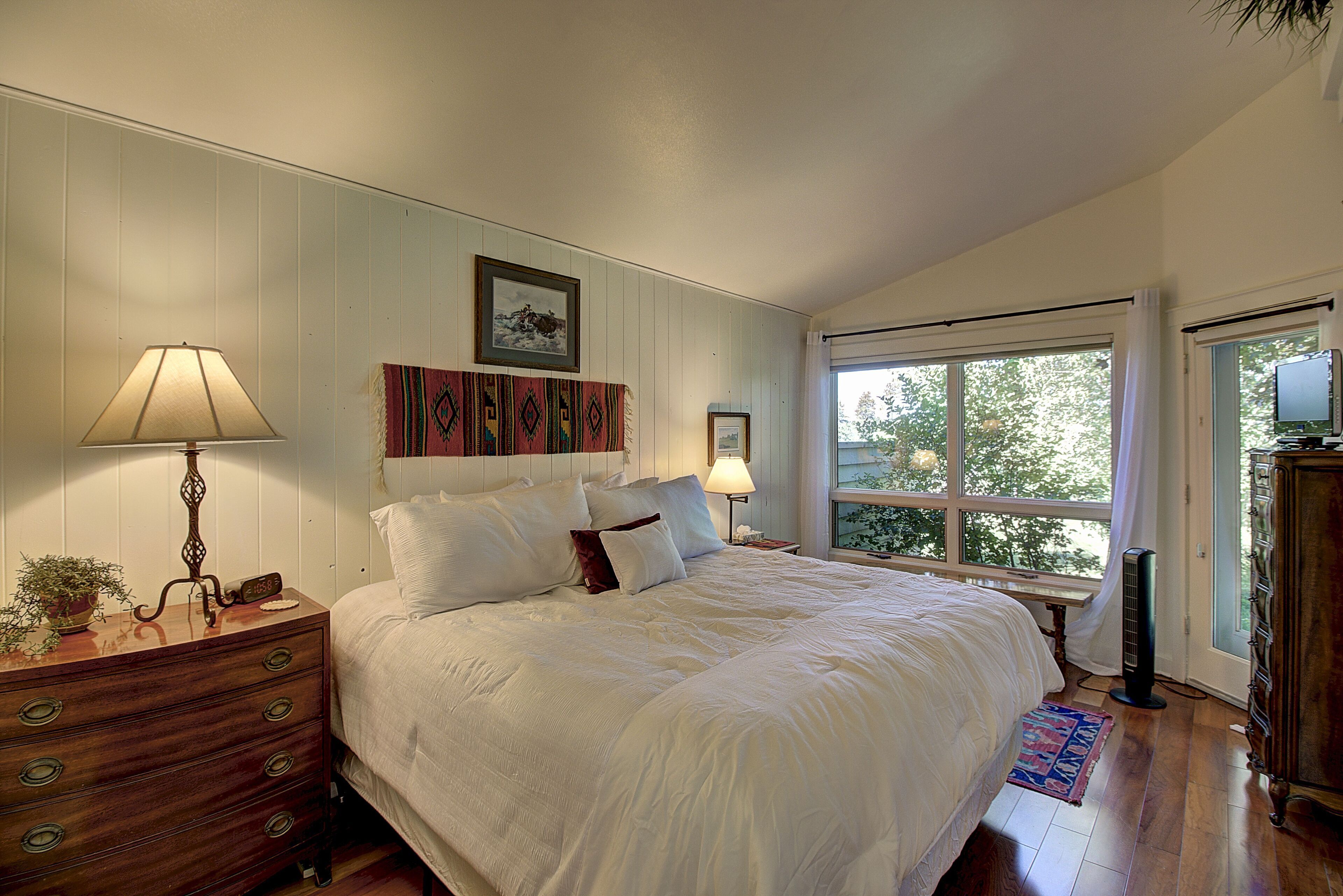 Cheerful 2 bedroom 2 bathroom Townhome on Fairway