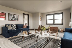 House (5 Bedrooms) | Interior - Clint by Avantstay Located Within The Brasada Ranch Community Golf Course, Pool & Hot Tub (Powell Butte)