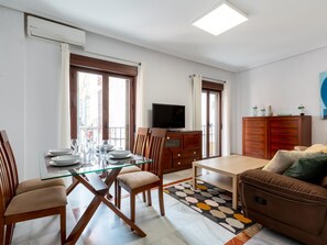 View from property - Holi-Rent Cuna Two bedroom apartment at the city heart (Sevilla)