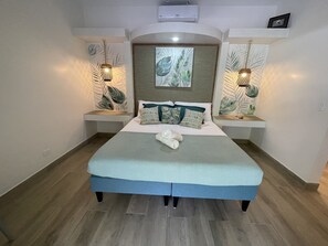 1 bedroom, desk, iron/ironing board, free WiFi - cocooning private house (Provincia de Guanacaste)