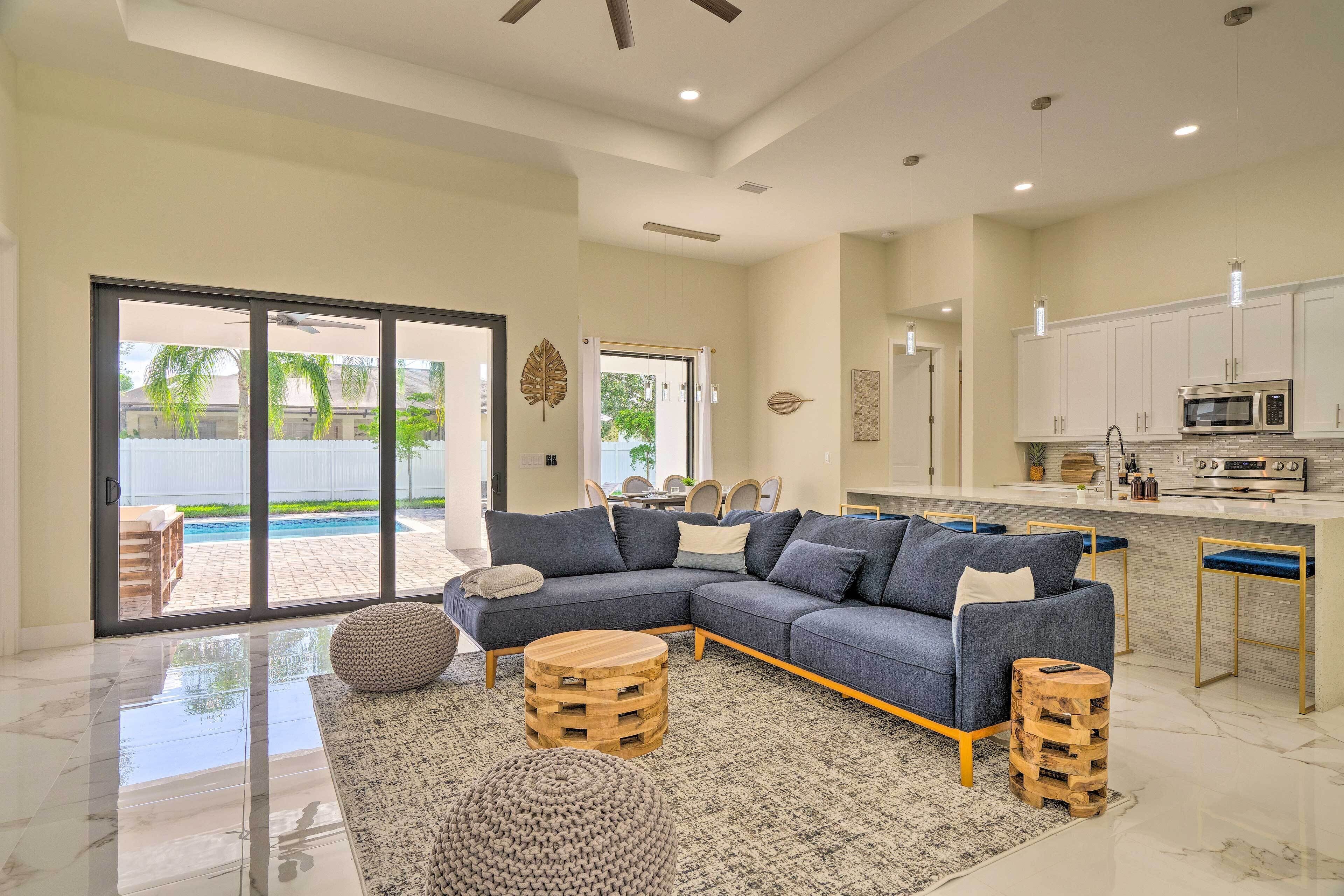 Beautiful Family Home in Peaceful Cape Coral!