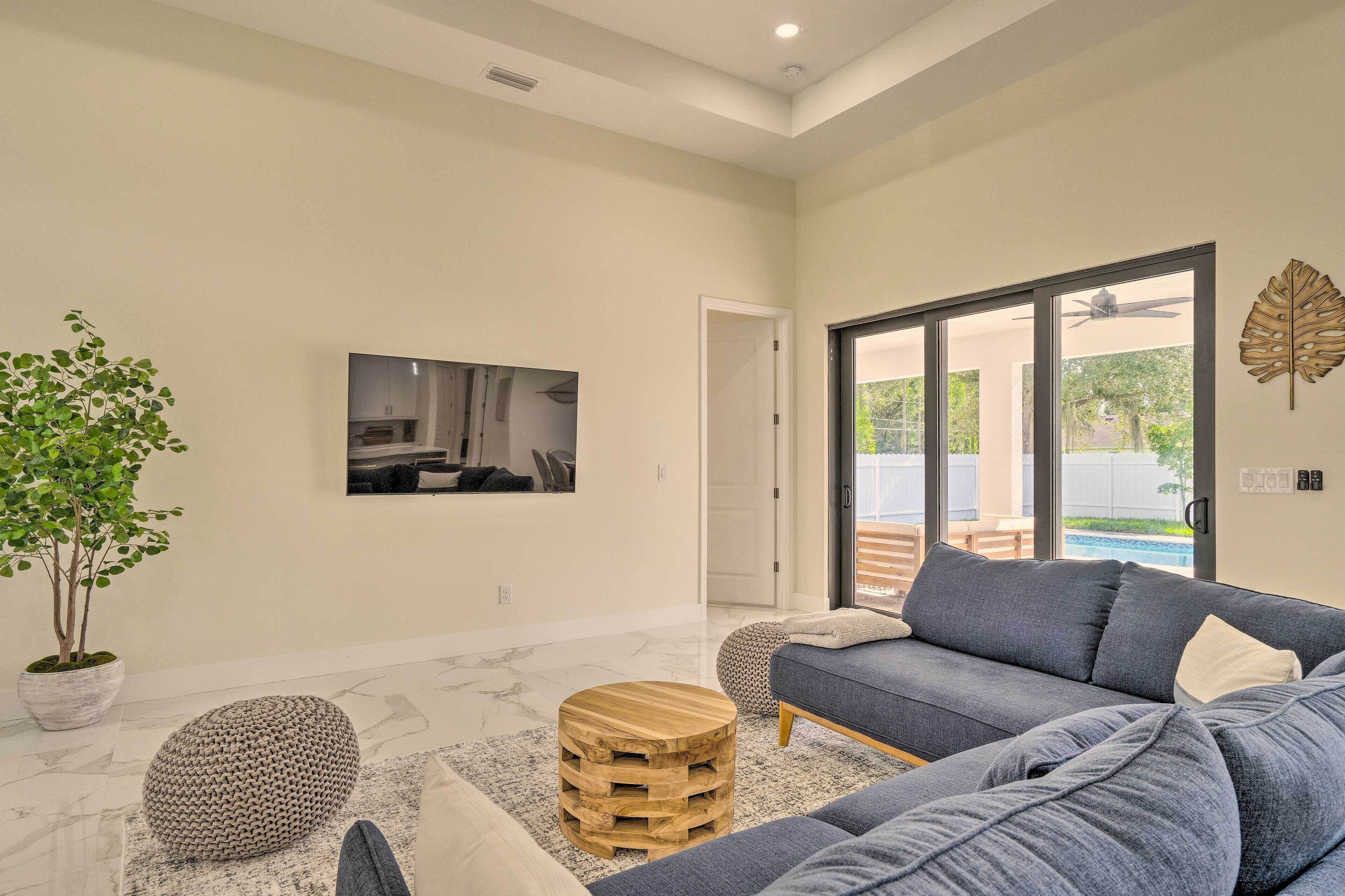 Beautiful Family Home in Peaceful Cape Coral!