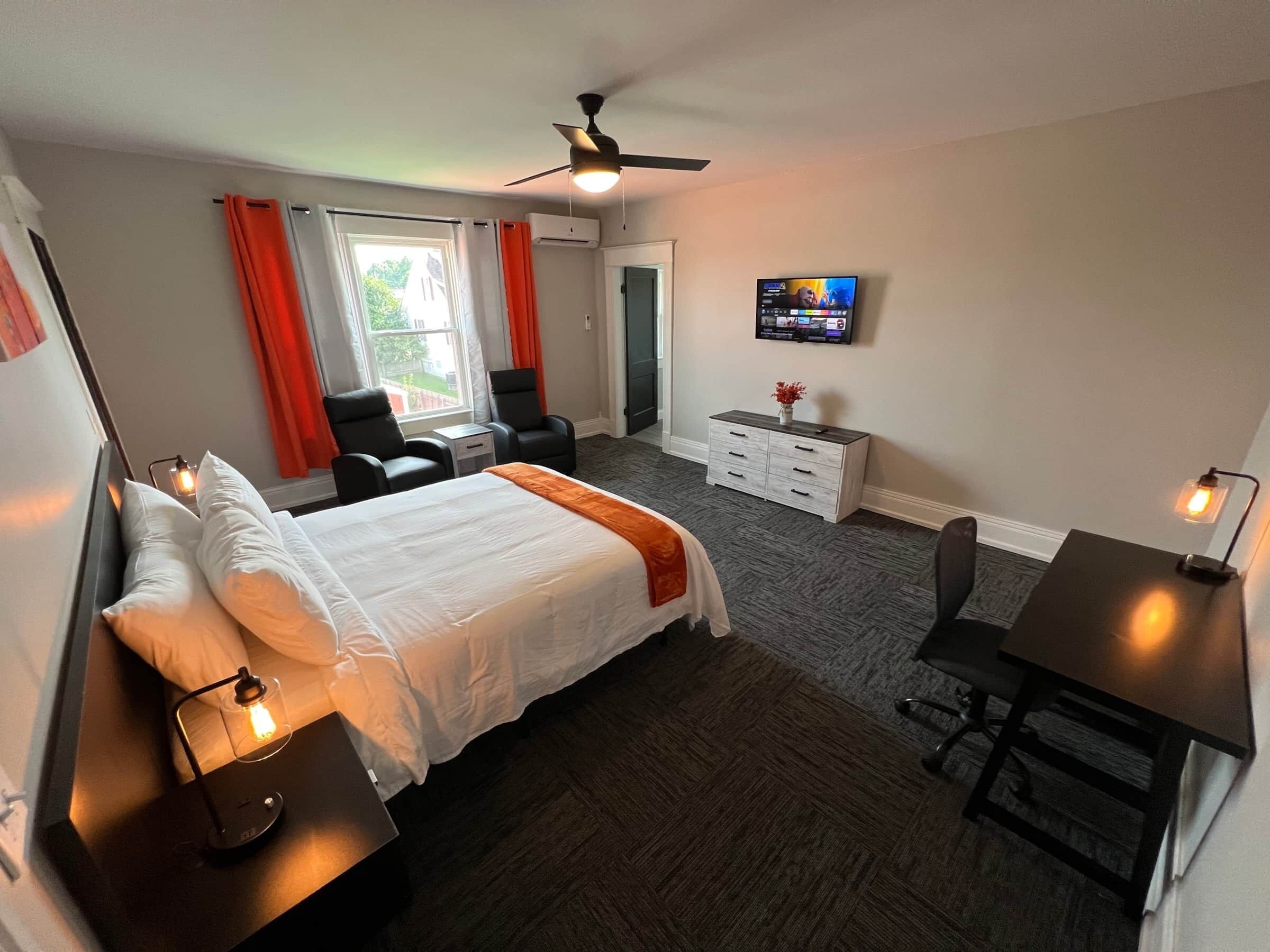 Orange Dream Room 🚭