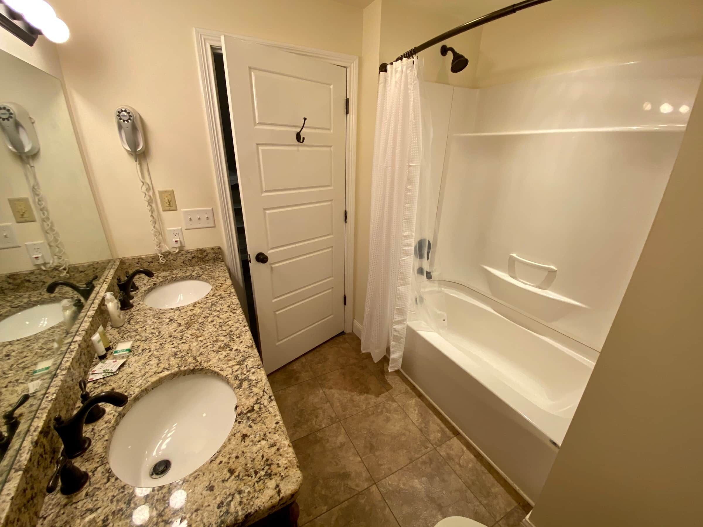 Banana Split Suite 🚭