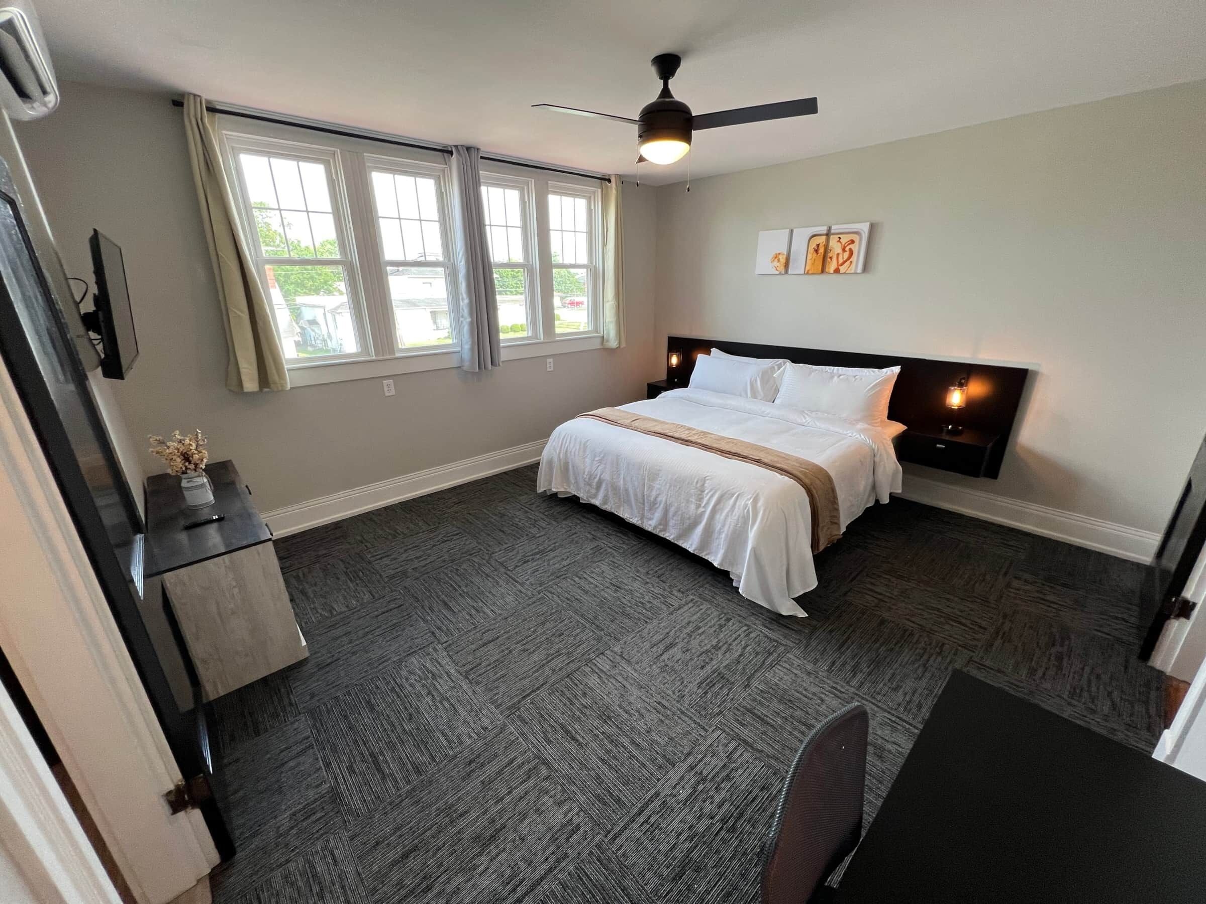 Salted Caramel Room 🚭