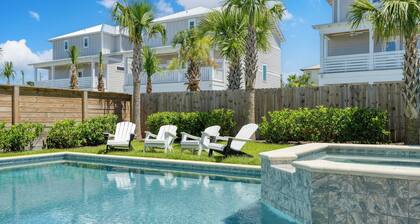 Aquamarine by Avantstay 7BR w/ Pool, Hot Tub, Outdoor Dining, BBQ & Near Beach