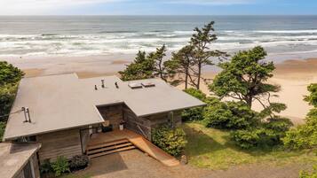 House (3 Bedrooms) | Front of property
