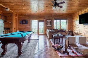 Casa (Multiple Bedrooms) | Interni