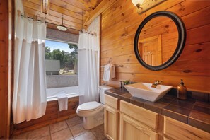 Interior - Tennessee Blue by Avantstayheart of Pigeon Forge! (Pigeon Forge)