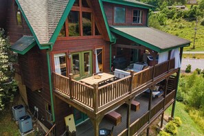 Interior - Tennessee Blue by Avantstayheart of Pigeon Forge! (Pigeon Forge)