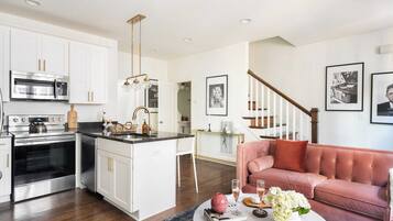 Apartment (6 Bedrooms) | Bahagian dalam