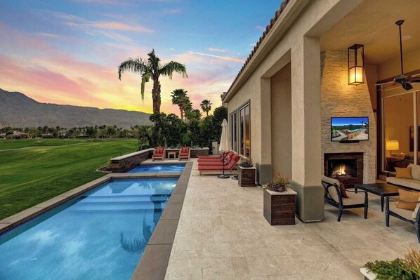 Villa (5 Bedrooms) | Interior