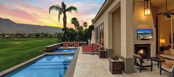Legends by Avantstay Stunning Golf Villa Featuring Spa, Pool & Fire-pit