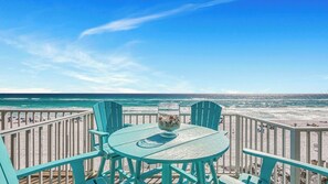 Interior - Weekender by Avantstay Gorgeous Beach Front Home w/ Ocean View (Miramar Beach)