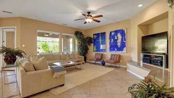 Rumah (Multiple Bedrooms) | Interior