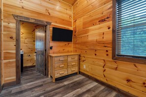 House (6 Bedrooms) | Interior - Duval by Avantstay 10min to DT Pigeon Forge w/ Indoor Pool, Hot Tub & Amazing Views! (Sevierville)