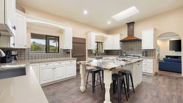 Villa (Multiple Bedrooms) | Interior