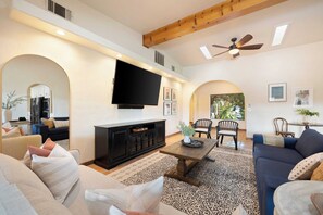 Villa (Multiple Bedrooms) | Interior