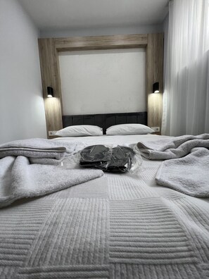 Economy-Doppelzimmer | Hochwertige Bettwaren, Minibar, Zimmersafe