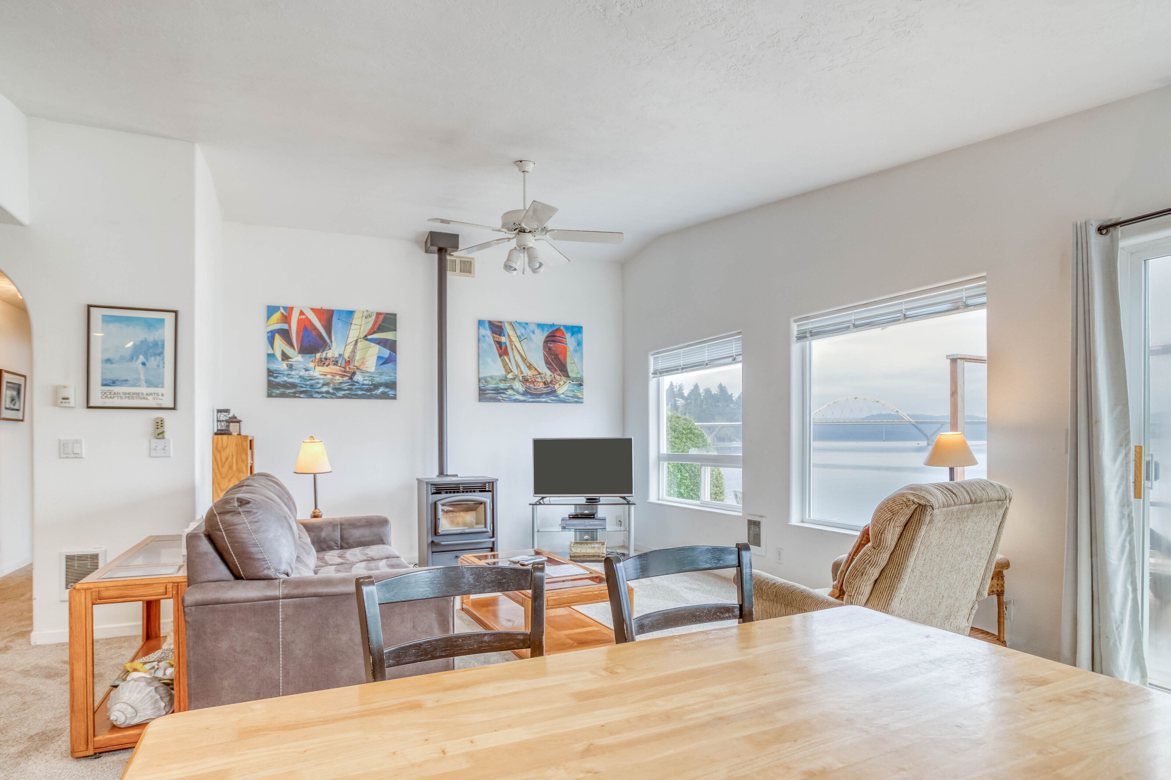 Sunny Single-Level with Bridge and Bay Views in Bayshore, Beach and Pool Access!