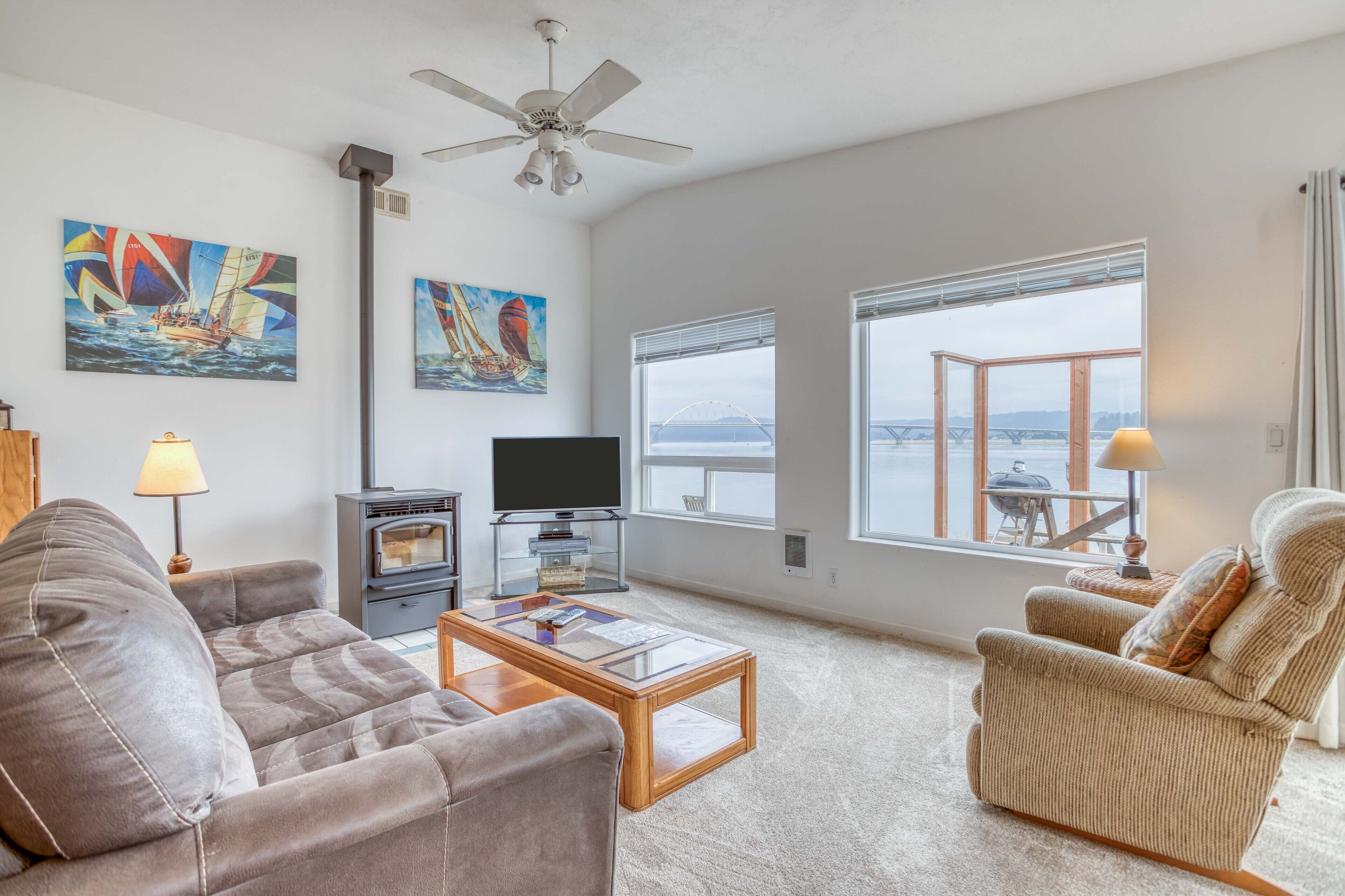 Sunny Single-Level with Bridge and Bay Views in Bayshore, Beach and Pool Access!