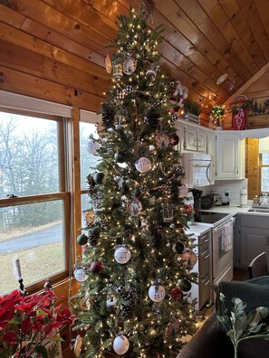 Interior - Stunning Views, King Bed, outdoor swing bed, Hot Tub, 5 minutes to the GSMNP! (Sevierville)