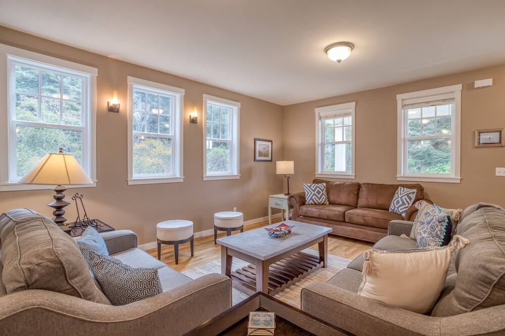 Coastal Bliss - New Belhaven Home in Roads End w/ Beach Access Just Mins Away.