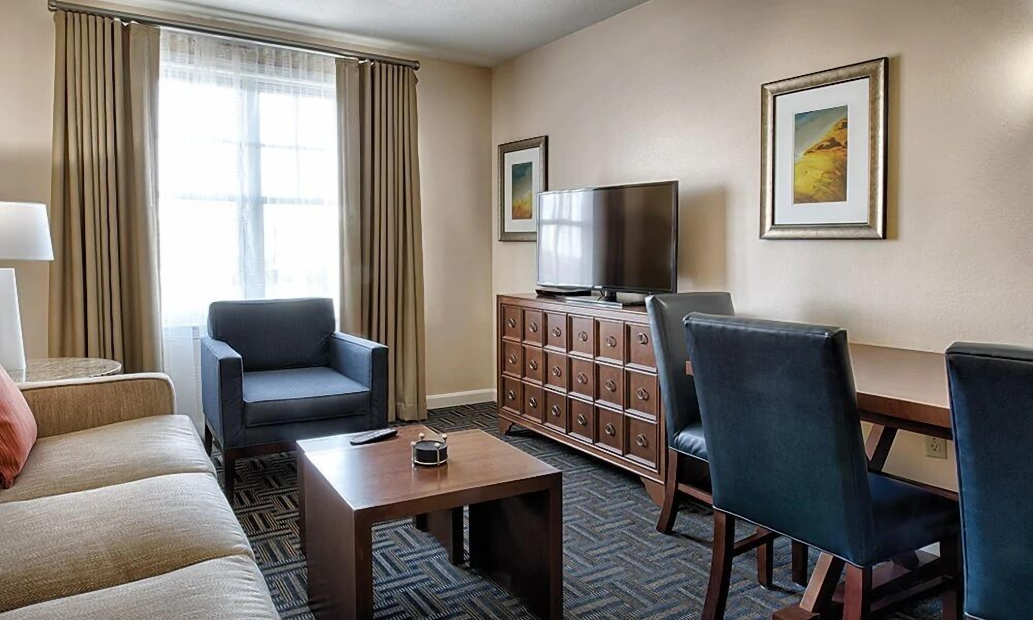 Family Fun @ Wyndham Long Wharf-2 Bedroom Deluxe