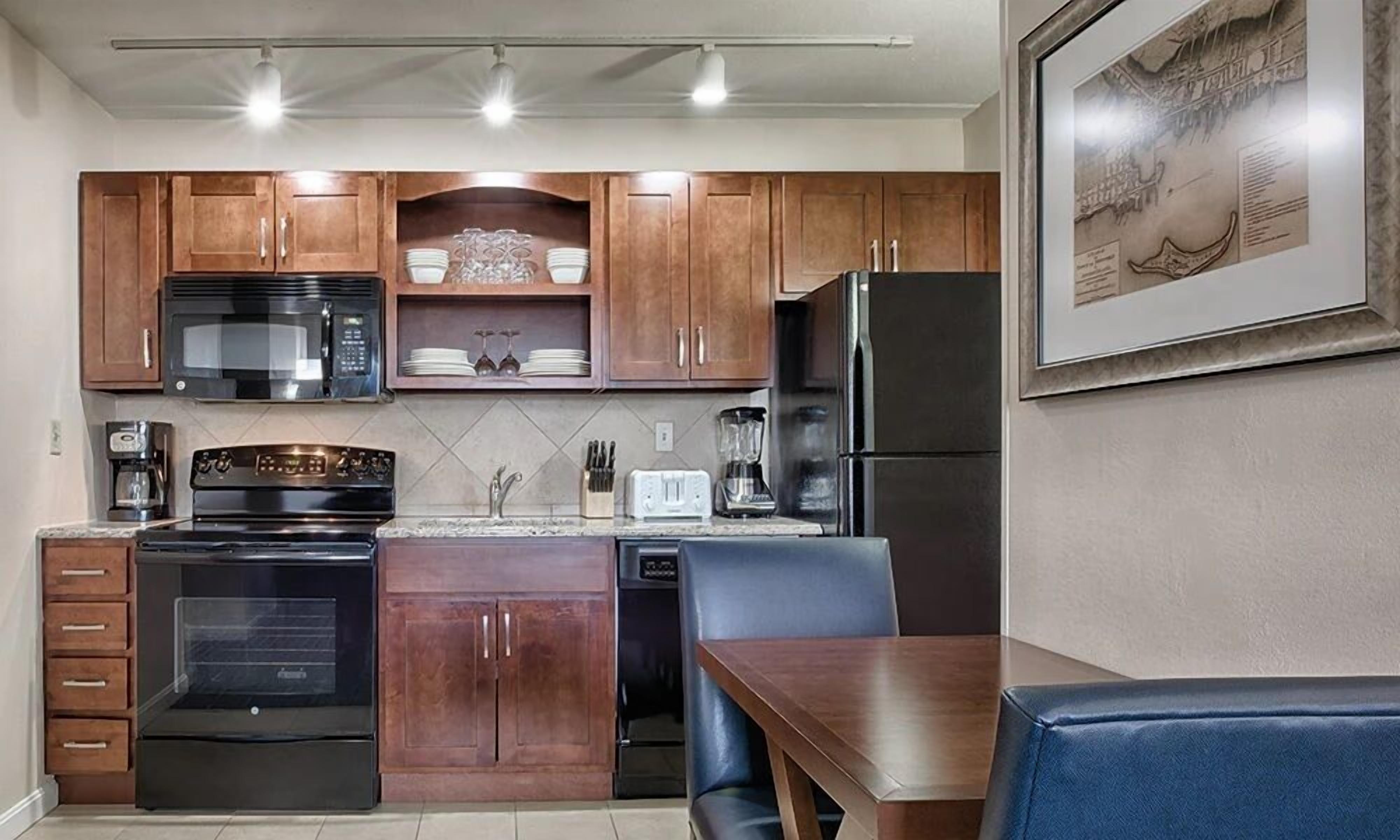 Family Fun @ Wyndham Long Wharf-2 Bedroom Deluxe