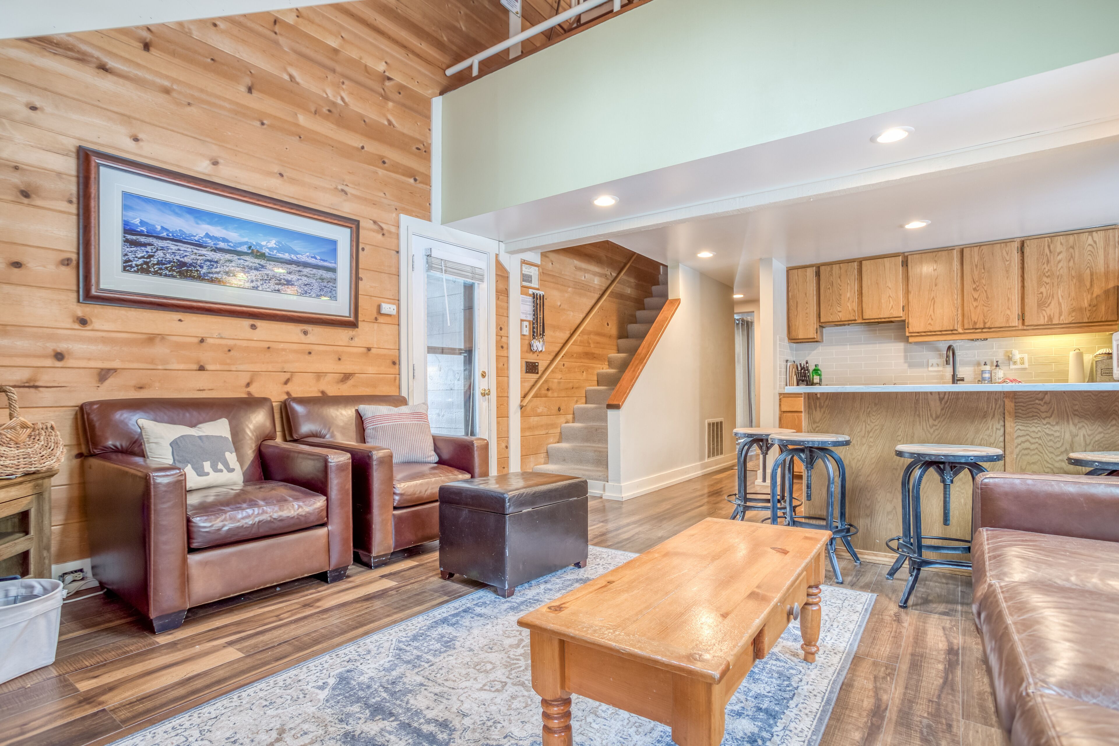 Cozy Sunriver Home Close to SHARC, Bikes and SHARC Passes!