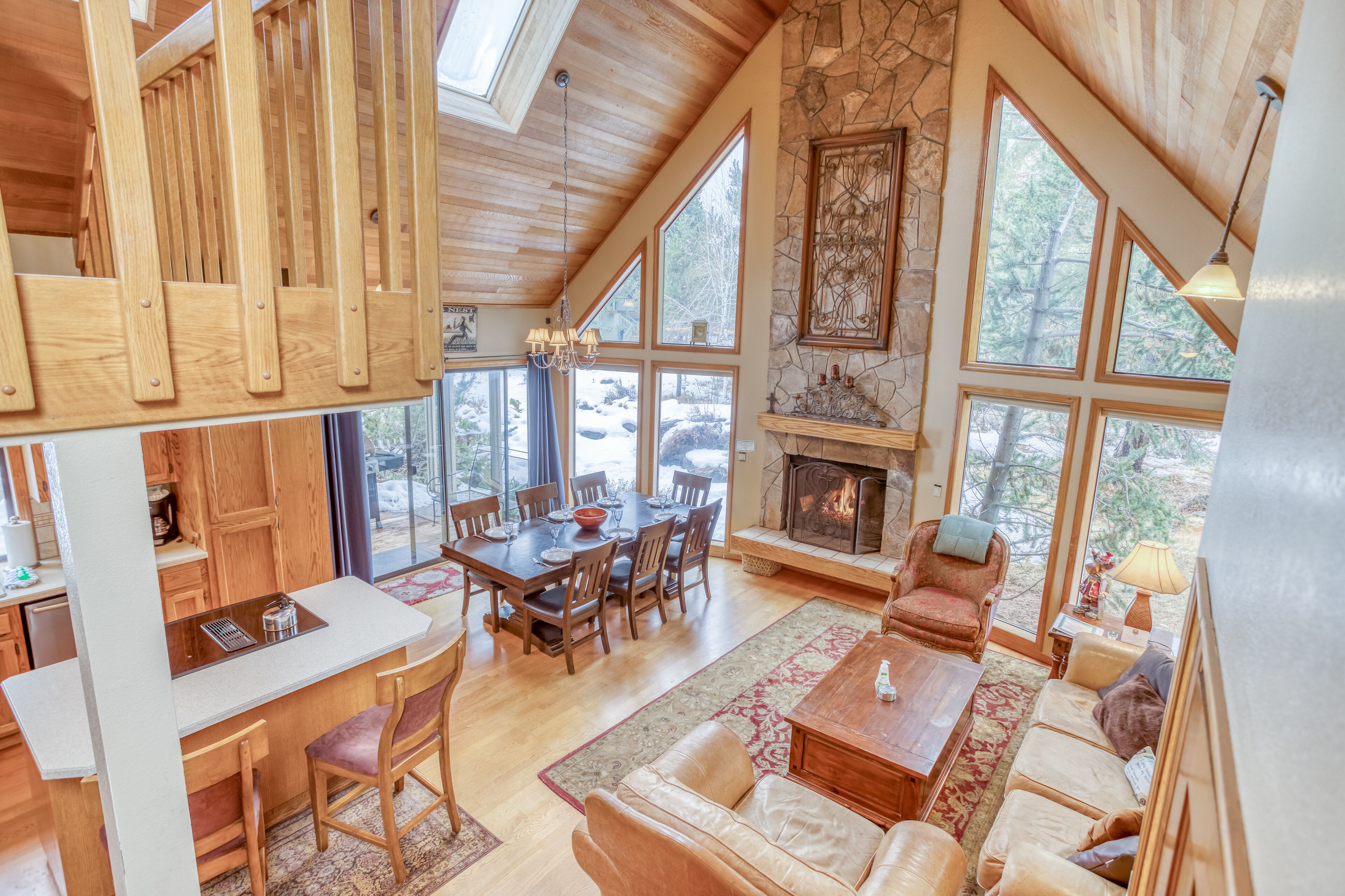 Yankee Mountain at Sunriver is a Dream Come True! Sleeps 10, Hot Tub