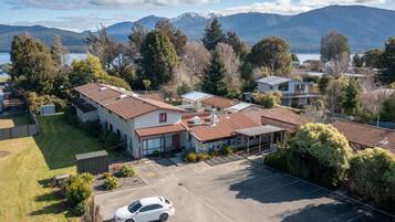 Wi-Fi gratuit, draps fournis