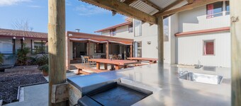 Te Anau Central Backpackers