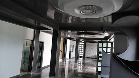 Interior entrance. MOTEL & HOTEL ALJIBE