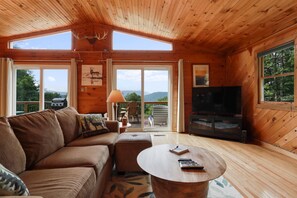 Smart TV, chimenea, videojuegos y reproductor de DVD 