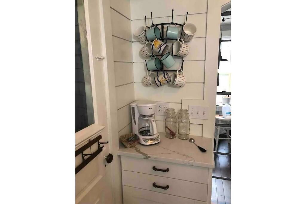 Beautiful Assembly Park Lakeside Getaway on Delavan Lake