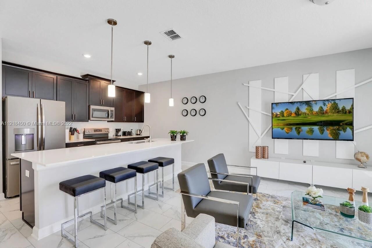 4BD/3BA w/Private Pool & free access to waterpark-20 min to Disney parks