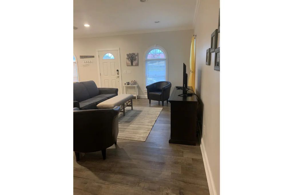 Welcome to our cottage, Serenity in Cleveland, TN