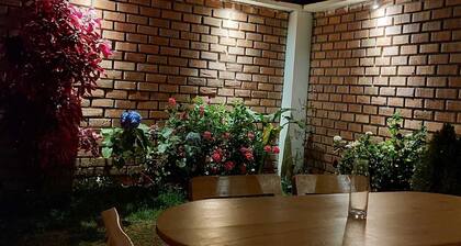 Jull private house 15 minutes from the square walking for families
